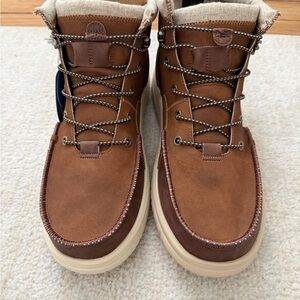 New with tags: Heydude Men's Brown Lace-Up Boots- size 12